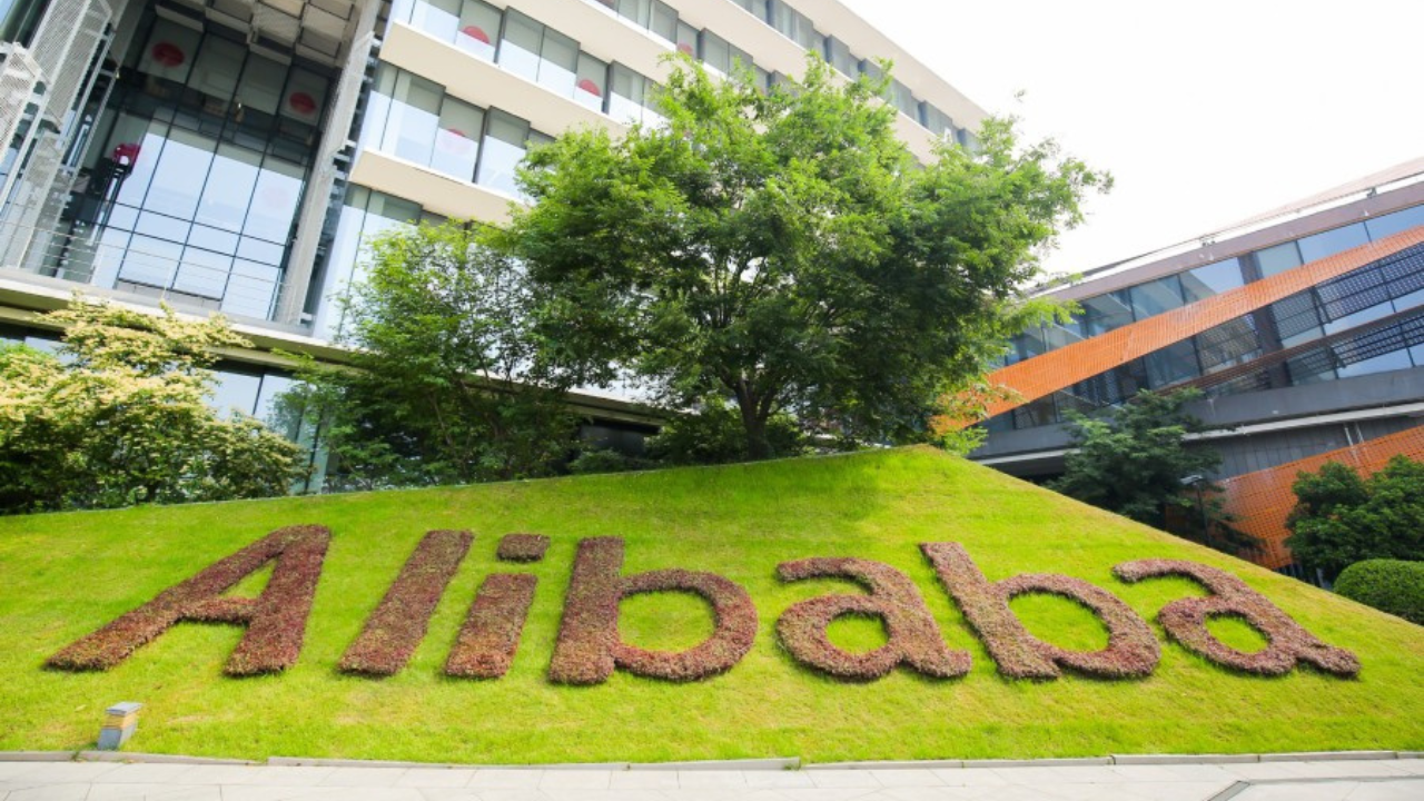 Learn from China’s E-Commerce: Alibaba, Livestreams, & More